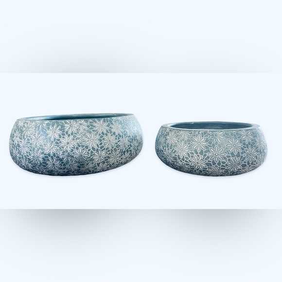 Etched Daisy Set of 2| Painted Terra Cotta Blue & White Planter Bowls Succulents - Picture 3 of 13